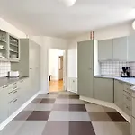 Huge Modern & 2br Loft